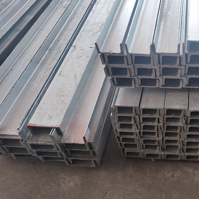 ASTM C الملف الشخصي المجلفن قناة الصلب U نوع القناة الصلب المدادة