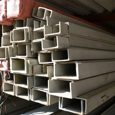 ملف تعريف من الصلب المدلفن على شكل U على شكل حرف U ASTM A213 TP304 من الفولاذ المقاوم للصدأ على شكل