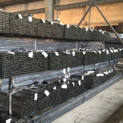 40x40 12m أنبوب فولاذي مربع أسود مجلفن Q215 قسم مجوف